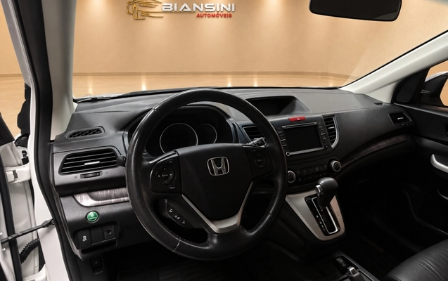 imagem-https://www.socarrao.com.br/sc-vehicle-images-prod/4364553/1792093620548-u2pPbtgbOrmgeAYA6Q88x8qyXoKWBiYr.jpg