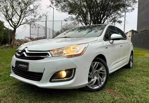 Citroën C4 Lounge 2014 Branco — foto 1 de 3