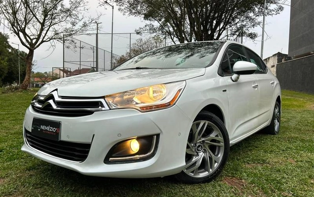 imagem-https://www.socarrao.com.br/sc-vehicle-images-prod/4364577/1792603546627-8397607_0_B_5e9bc82e87.jpeg