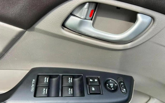 imagem-https://www.socarrao.com.br/sc-vehicle-images-prod/4364593/1792603549556-8399614_14_B_6d54f87424.jpeg