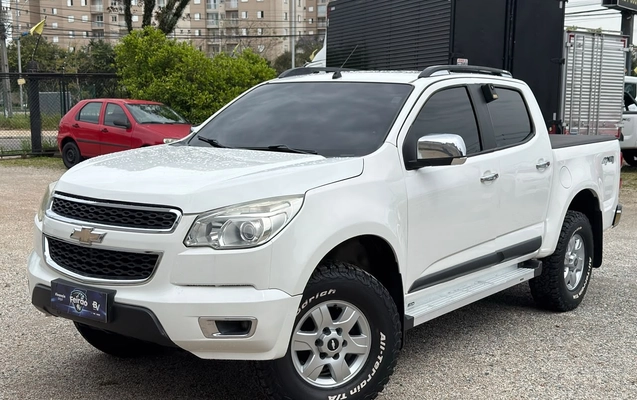 imagem-https://www.socarrao.com.br/sc-vehicle-images-prod/4364608/1792094115906-0381d99d-0c53-4ea9-956d-7062283643fc.jpg