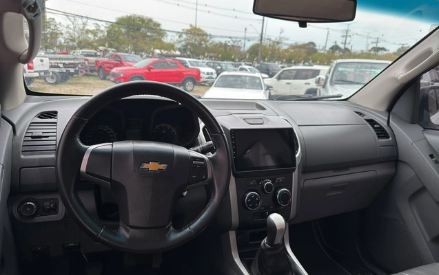 imagem-https://www.socarrao.com.br/sc-vehicle-images-prod/4364608/1792094115918-1839fd10-e67f-4d21-9b61-402d81dbbbbb.jpg