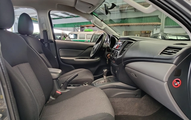 imagem-https://www.socarrao.com.br/sc-vehicle-images-prod/4364694/1792159298123-hhlHGiNgKntAalkazX2r84L2GlezMKbo.jpg