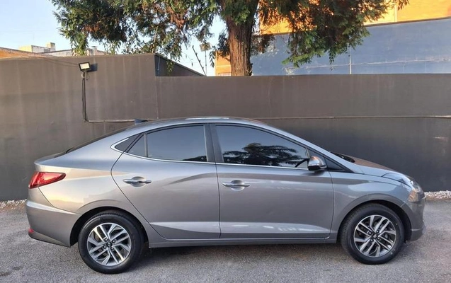 imagem-https://www.socarrao.com.br/sc-vehicle-images-prod/4364703/1792095294753-8282623_11_B_936956f7ec.jpeg