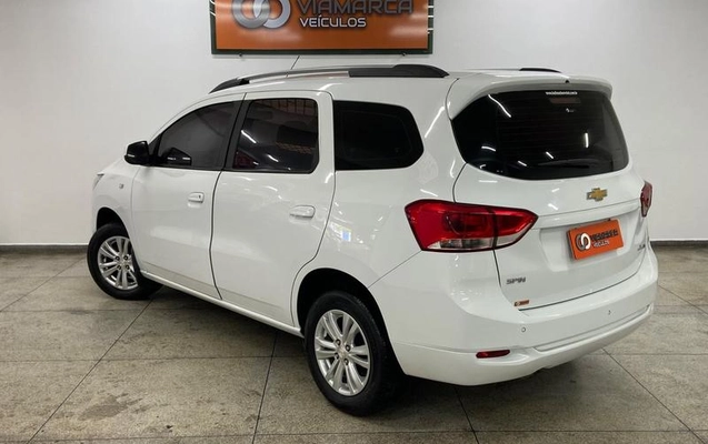 imagem-https://www.socarrao.com.br/sc-vehicle-images-prod/4364713/1792173802377-8575427_3_B_60ab02592c.jpeg