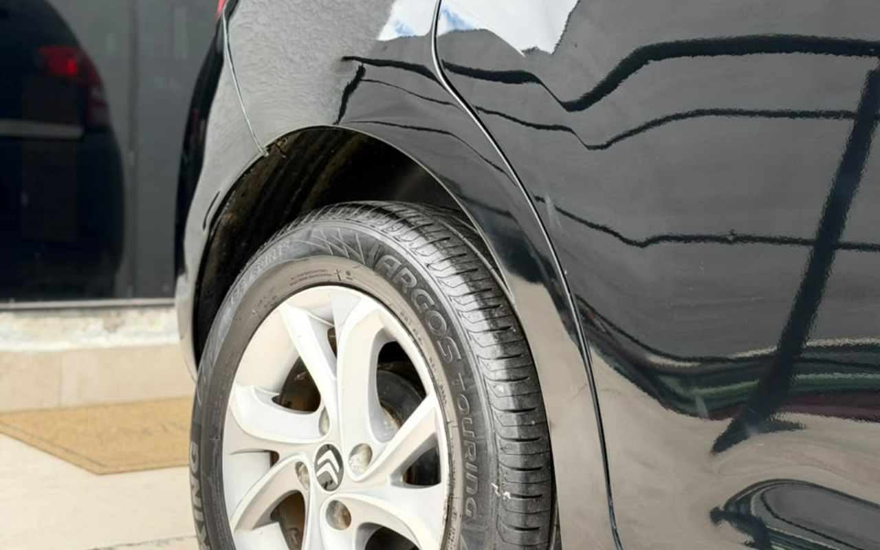 imagem-https://www.socarrao.com.br/sc-vehicle-images-prod/4364731/1792095202564-V2hhdHNBcHAgSW1hZ2UgMjAyNi0xMC0xNSBhdCAxNC4yNC4zMSAoMikuanBlZw.jpeg