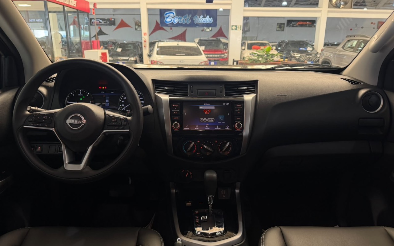 imagem-https://www.socarrao.com.br/sc-vehicle-images-prod/4364732/1792095205001-NzFmZjYyN2MtMDcwMC00NTA2LWE0NjUtNjllODY2MzIyOGI0LmpwZWc.jpeg