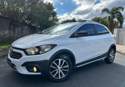 Chevrolet Onix 2018 Branco — foto 1 de 3