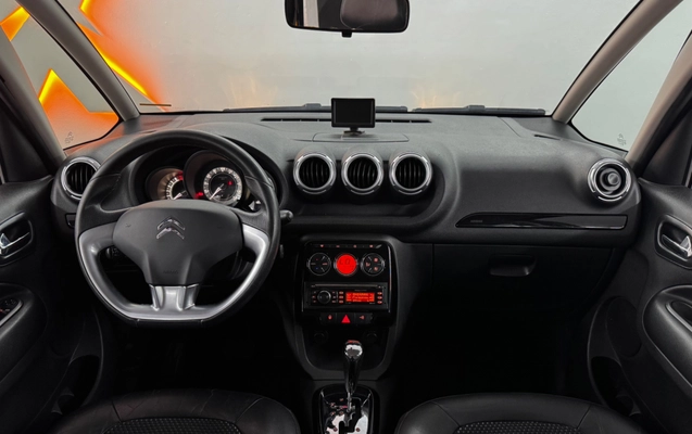 imagem-https://www.socarrao.com.br/sc-vehicle-images-prod/4364776/1792095337349-89db98f8-2bb4-4dcc-8c50-09ec5349d918.jpg
