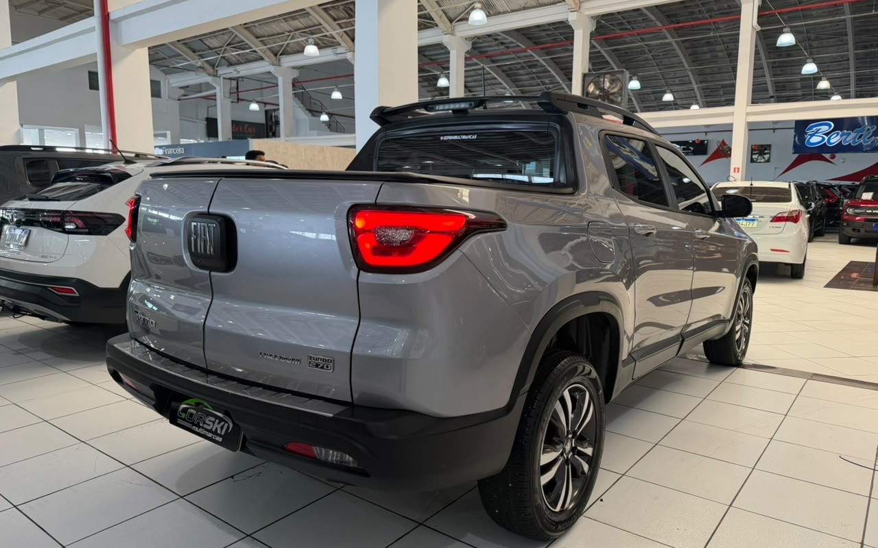 imagem-https://www.socarrao.com.br/sc-vehicle-images-prod/4364792/1792095443218-OWNlY2Y1YjAtODZlYS00ODFkLWJmNGUtNzQxMjdiMGMxZTQ1LmpwZWc.jpeg