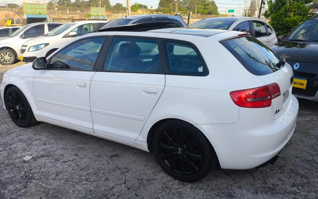 imagem-https://www.socarrao.com.br/sc-vehicle-images-prod/4364807/1792095474171-app-photos-hn1T98n0hRfwWGzbm2r2VpjMLWffNKae.jpg