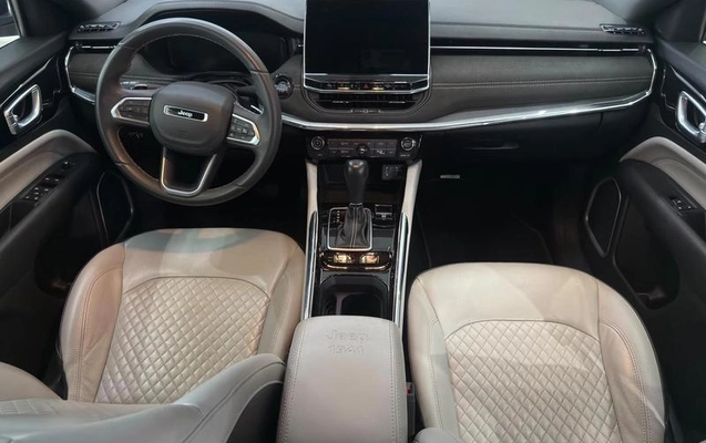 imagem-https://www.socarrao.com.br/sc-vehicle-images-prod/4364833/1792095569592-8562876_10_B_f610470db4.jpeg