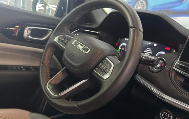 imagem-https://www.socarrao.com.br/sc-vehicle-images-prod/4364833/1792095569598-8562876_17_B_550c5720c2.jpeg