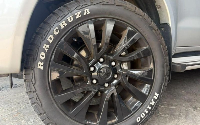 imagem-https://www.socarrao.com.br/sc-vehicle-images-prod/4364841/1792095678582-8574877_13_B_ebcbcc0515.jpeg