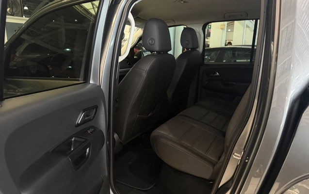 imagem-https://www.socarrao.com.br/sc-vehicle-images-prod/4364844/1792095694613-NDIzMTMxODctZTFiOC00NzI3LWE2MjctNWExM2IzODkyNzZiLmpwZWc.jpeg
