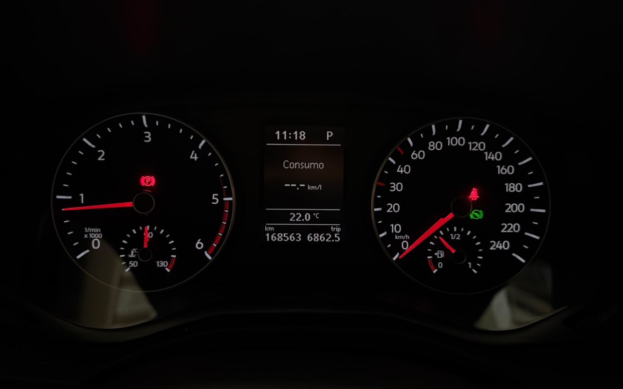 imagem-https://www.socarrao.com.br/sc-vehicle-images-prod/4364844/1792095695136-ZWRlNTQwYzgtYTY0NC00ZTc1LWI2OGItZWFhNjNlOWYwNjVhLmpwZWc.jpeg
