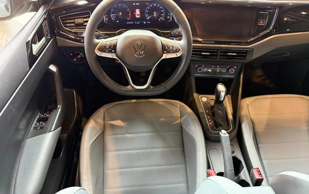 imagem-https://www.socarrao.com.br/sc-vehicle-images-prod/4364849/1792592800371-8568156_12_B_f12d75c22b.jpeg