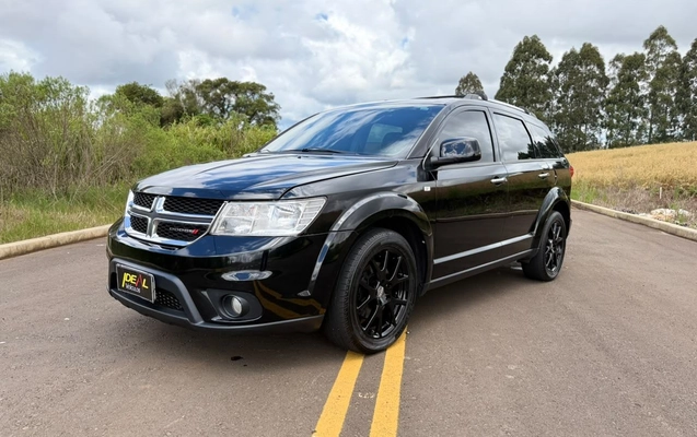 imagem-https://www.socarrao.com.br/sc-vehicle-images-prod/4364851/1792095802857-44cc8392398242a287e1a3fe4076eba9_1792095737909.jpg