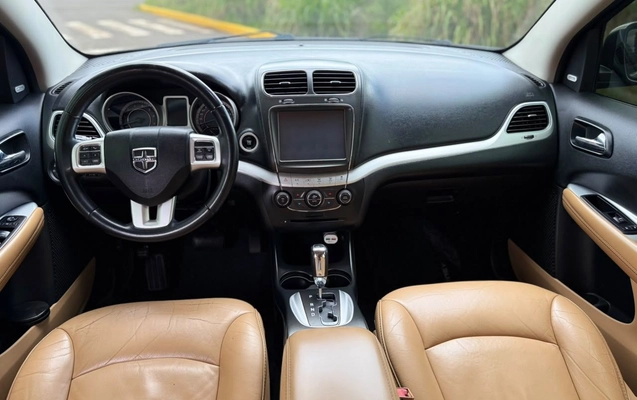 imagem-https://www.socarrao.com.br/sc-vehicle-images-prod/4364851/1792095802873-50c2d01756b645d88233804aa7c7a9a4_1792095737974.jpg