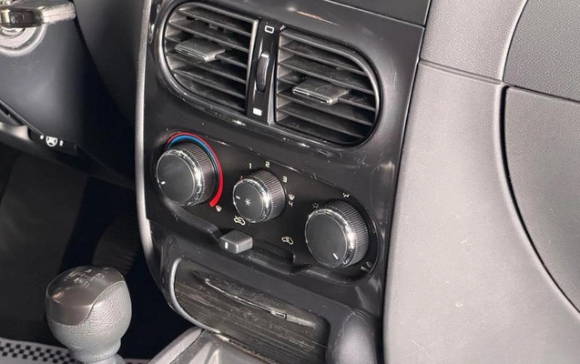imagem-https://www.socarrao.com.br/sc-vehicle-images-prod/4364856/1792687523801-8572656_9_B_170c6c9b37.jpeg