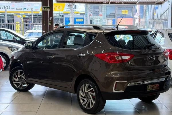 imagem-https://www.socarrao.com.br/sc-vehicle-images-prod/4364858/1792095940529-8575218_12_B_9aa080af71.jpeg