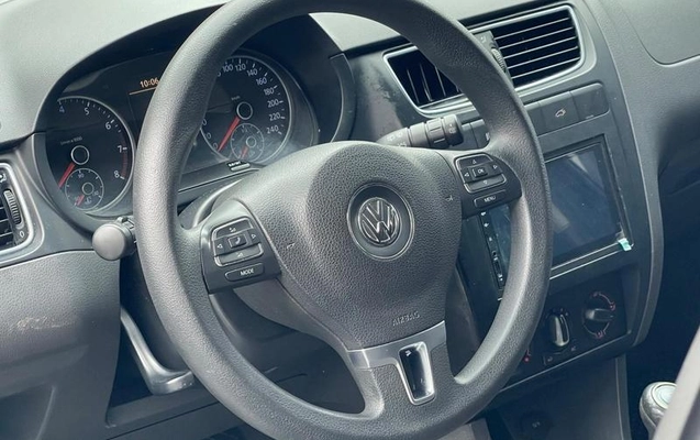 imagem-https://www.socarrao.com.br/sc-vehicle-images-prod/4364872/1792167878624-8373119_9_B_27933c471d.jpeg