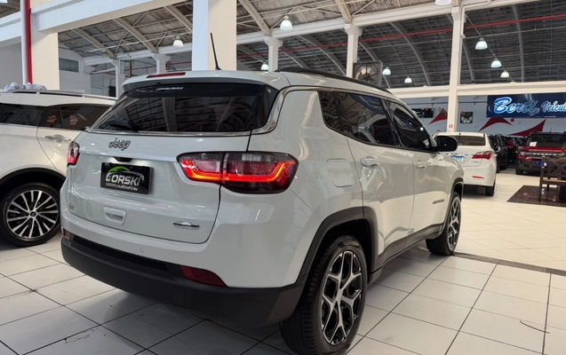 imagem-https://www.socarrao.com.br/sc-vehicle-images-prod/4364874/1792096064073-MzJlY2Q2ZDQtMDEwMC00ZjgyLTlhYjYtZGEyZGEzZGJmNTk5LmpwZWc.jpeg
