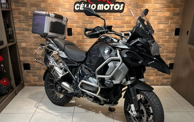 imagem-https://www.socarrao.com.br/sc-vehicle-images-prod/4364883/1792096137203-9e9703d4a9324614be830e298405c328_1792096006178.jpg