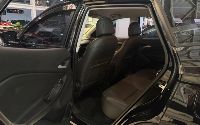 imagem-https://www.socarrao.com.br/sc-vehicle-images-prod/4364892/1792096197293-ZTQxZmI3ZTctMDI5YS00ZjVkLWFjZjYtMTc0NThiNjllZmYwLmpwZWc.jpeg