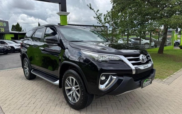 imagem-https://www.socarrao.com.br/sc-vehicle-images-prod/4364950/1792096495677-YjhhOTAzNDEtMmNjNS00ZWVhLTg1MTEtOTBjZWM2M2ZjNDhlLmpwZWc.jpeg