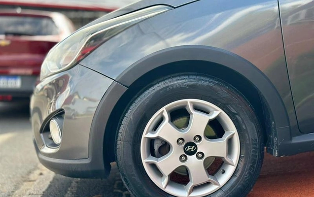 imagem-https://www.socarrao.com.br/sc-vehicle-images-prod/4364974/1792096664728-8575261_1_B_695d992e2e.jpeg