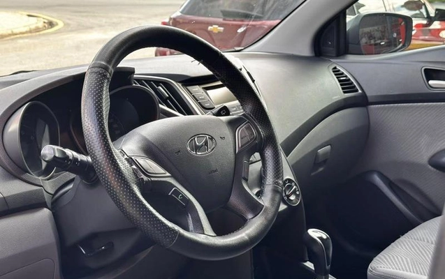imagem-https://www.socarrao.com.br/sc-vehicle-images-prod/4364974/1792096664739-8575261_7_B_e660a179d5.jpeg