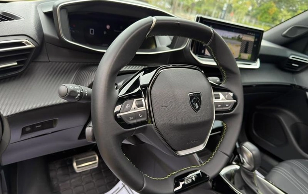 imagem-https://www.socarrao.com.br/sc-vehicle-images-prod/4364980/1792764877899-8573983_16_B_5bc6c1890b.jpeg