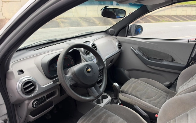 imagem-https://www.socarrao.com.br/sc-vehicle-images-prod/4364990/1792096779861-003_4c3c5aae548442529e68c1d08012091f.jpg