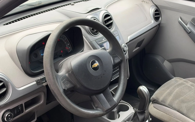 imagem-https://www.socarrao.com.br/sc-vehicle-images-prod/4364990/1792096779863-003_6bb620029bf87804fda755b8f058136c.jpg