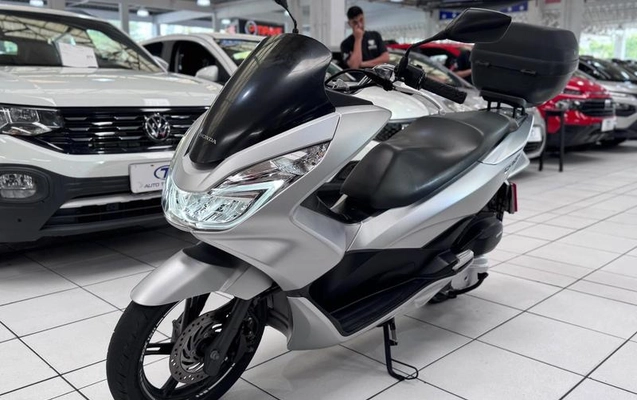 imagem-https://www.socarrao.com.br/sc-vehicle-images-prod/4364994/1792171634709-8520367_3_B_053380df28.jpeg