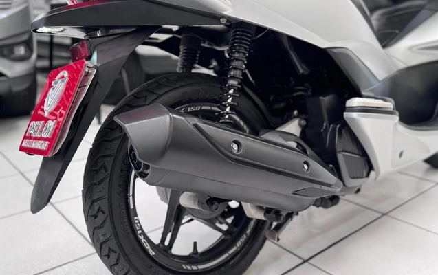imagem-https://www.socarrao.com.br/sc-vehicle-images-prod/4364994/1792171634716-8520367_4_B_8478c50b6c.jpeg
