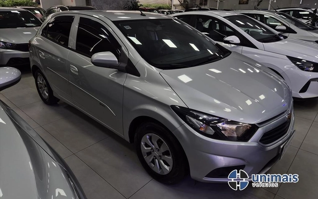 imagem-https://www.socarrao.com.br/sc-vehicle-images-prod/4364995/1792096834314-8dadd147-6381-410f-b367-a36a2c010ffd20261015160132.jpeg