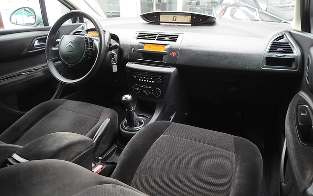 imagem-https://www.socarrao.com.br/sc-vehicle-images-prod/4365056/1792097137474-cee2d9b94ecf4494b37b06eac5a7f0f7_1791900289318.jpg