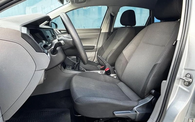 imagem-https://www.socarrao.com.br/sc-vehicle-images-prod/4365072/1792601382217-8569379_14_B_5a1551f827.jpeg