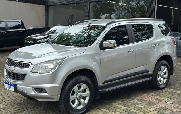imagem-https://www.socarrao.com.br/sc-vehicle-images-prod/4365075/1792097305762-4_054809.jpg