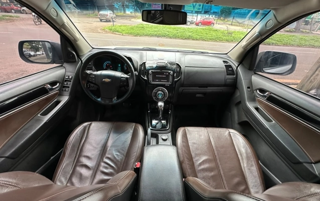 imagem-https://www.socarrao.com.br/sc-vehicle-images-prod/4365075/1792097305781-7_054809.jpg