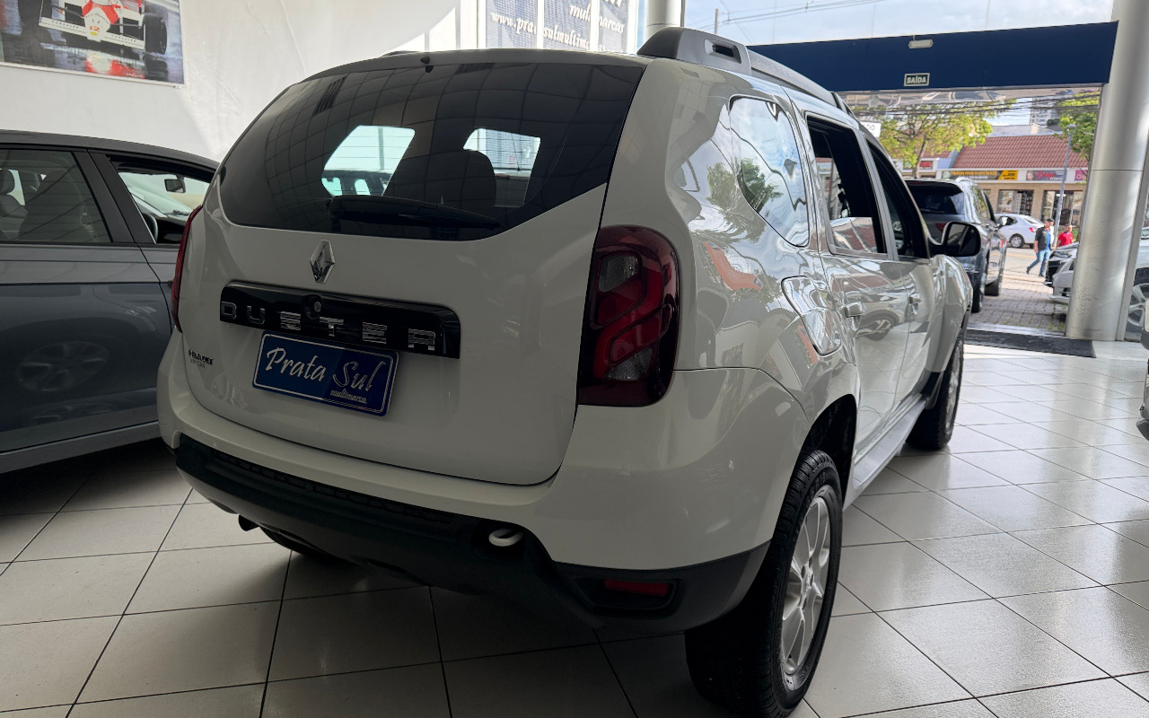 imagem-https://www.socarrao.com.br/sc-vehicle-images-prod/4365081/1792097319496-MjAyNjEwMTVfMTkyNDQzMDk1X2lPUy5qcGc.jpg