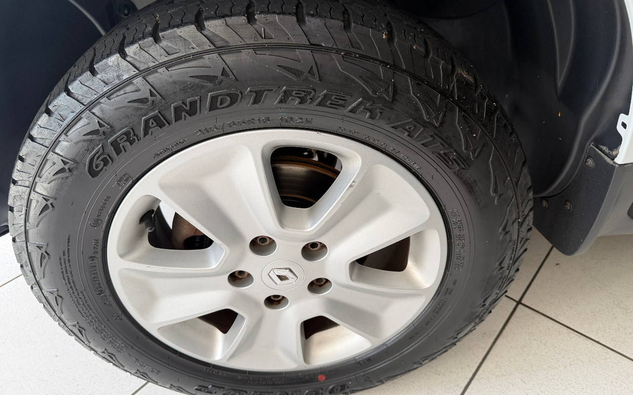 imagem-https://www.socarrao.com.br/sc-vehicle-images-prod/4365081/1792097319800-MjAyNjEwMTVfMTkyNTQ1MDM2X2lPUy5qcGc.jpg