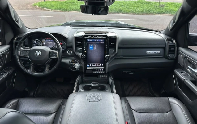 imagem-https://www.socarrao.com.br/sc-vehicle-images-prod/4365107/1792097561886-6_055226.jpg