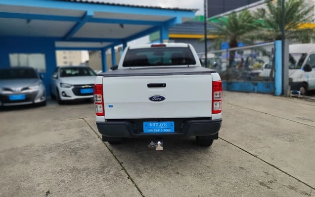 imagem-https://www.socarrao.com.br/sc-vehicle-images-prod/4365114/1792097586928-gb-16e53fe.jpeg