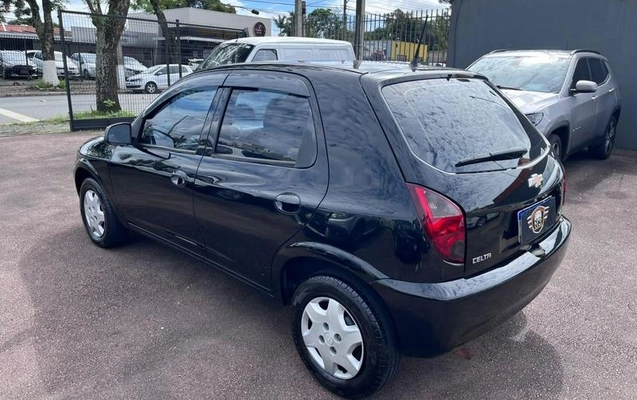 imagem-https://www.socarrao.com.br/sc-vehicle-images-prod/4365121/1792097716481-8480064_21_B_25da205114.jpeg