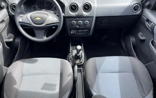 imagem-https://www.socarrao.com.br/sc-vehicle-images-prod/4365121/1792097716485-8480064_10_B_3f8e75afa8.jpeg