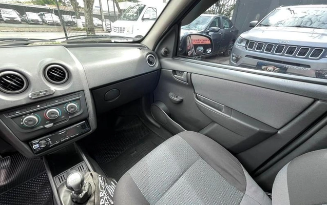 imagem-https://www.socarrao.com.br/sc-vehicle-images-prod/4365121/1792097716492-8480064_6_B_8f70c702c9.jpeg