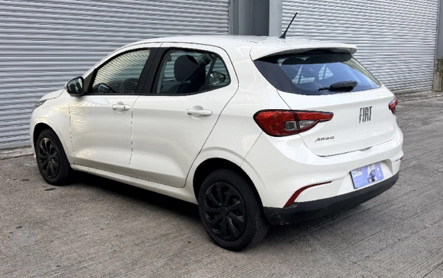 imagem-https://www.socarrao.com.br/sc-vehicle-images-prod/4365124/1792097799643-app-photos-SftuqDUgGCq763CsOf2jsj3dVA31yuyN.jpg